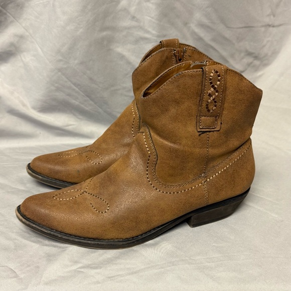 Me Too Short Western Boots Tan Leather Zip Closure size 9 - Picture 4 of 7